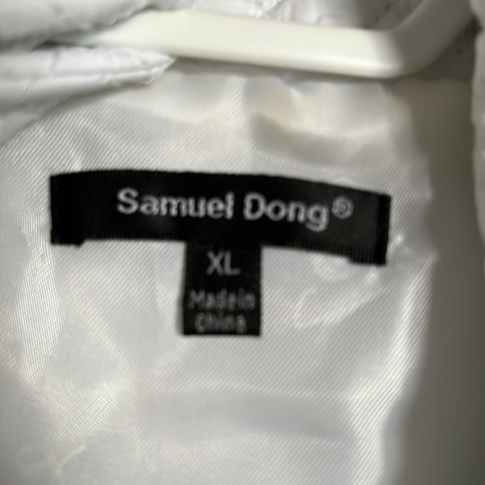 Samuel Dong - Picture 2 of 6